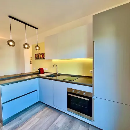 Martini Apartment *