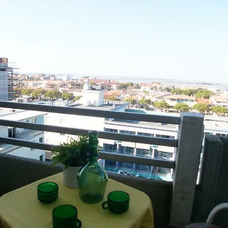 Martini Apartment